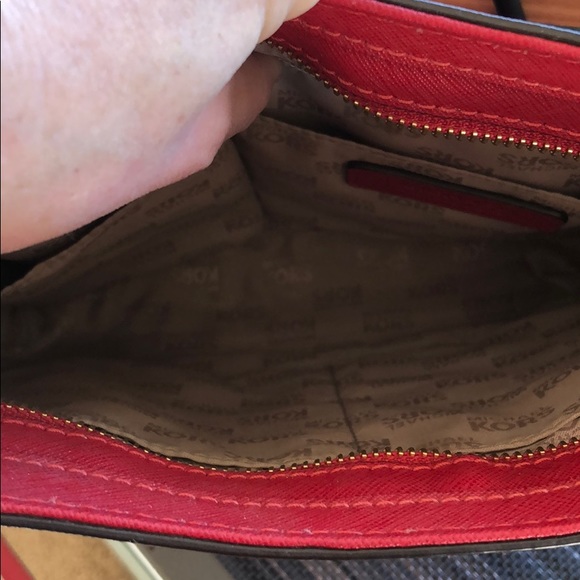 Messenger Style Crossbody Bag - Picture 8 of 16